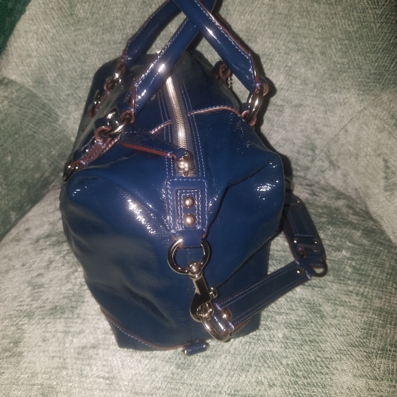 🔇 Sale $30 Coach Satchel - Picture 4 of 16